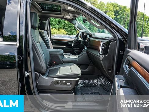 Used 2024 GMC Sierra 3500 Denali w/ Denali Reserve Package AWD/4WD image 23