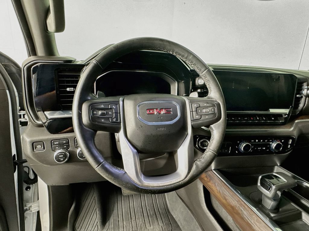 Used 2024 GMC Sierra 1500 SLT w/ SLT Premium Plus Package AWD/4WD image 12
