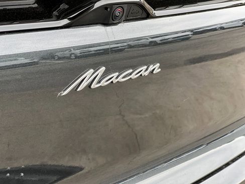 Certified 2025 Porsche Macan Electric image 35