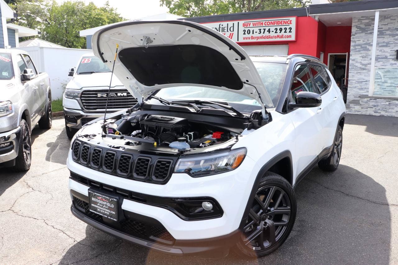 Used 2026 Jeep Compass Limited AWD/4WD image 46