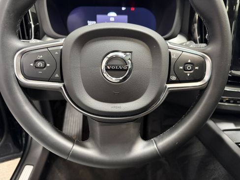 Used 2023 Volvo XC60 B5 Ultimate AWD/4WD image 14
