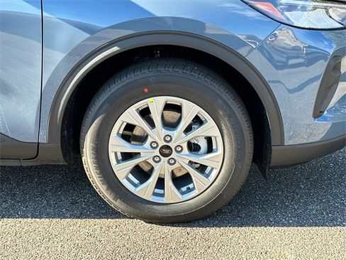 New 2026 Ford Escape Active image 12