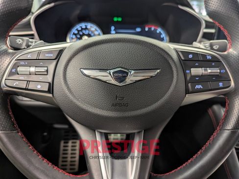 Used 2022 Genesis G70 3.3T RWD image 16