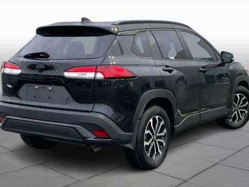 Certified 2024 Toyota Corolla Cross SE image 12