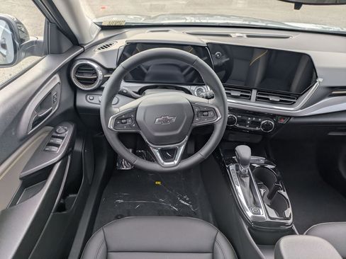 Used 2026 Chevrolet Trax ACTIV w/ Driver Confidence Package image 14