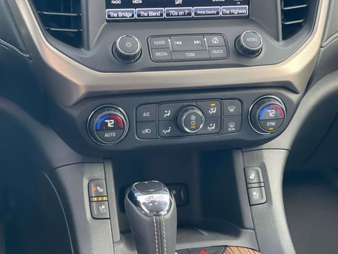 Used 2017 GMC Acadia Denali w/ Technology Package image 16