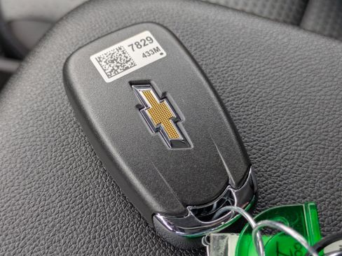 New 2026 Chevrolet Trax LT image 21