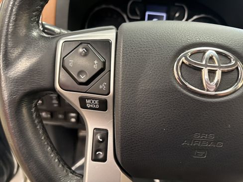 Used 2018 Toyota Tundra Platinum AWD/4WD image 30