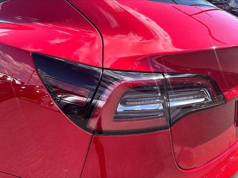 Used 2021 Tesla Model 3 Long Range AWD/4WD image 28