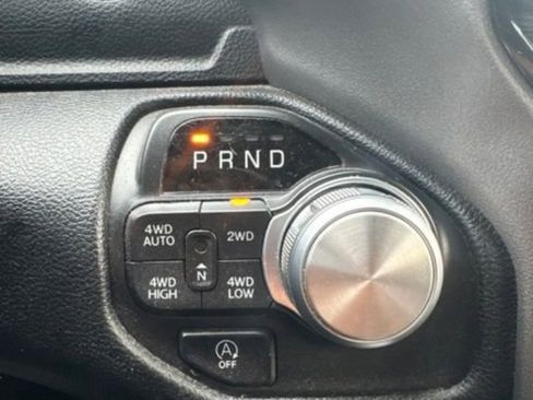 Used 2020 RAM 1500 Laramie w/ Sport Appearance Package AWD/4WD image 18