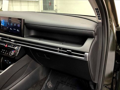 Used 2025 Hyundai Tucson SEL image 18