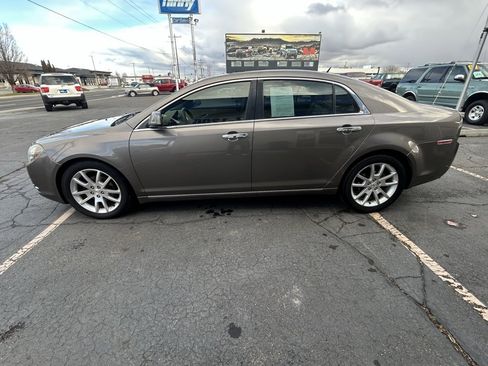 Used 2011 Chevrolet Malibu LTZ image 4