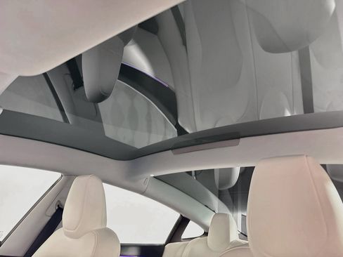 Used 2025 Tesla Model 3 Long Range RWD image 24