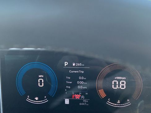 Used 2025 Hyundai Santa Fe SEL FWD image 20