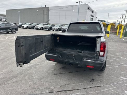 Used 2017 Honda Ridgeline RTL-T image 44