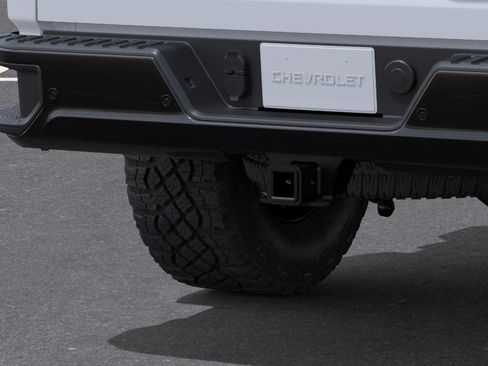 New 2026 Chevrolet Silverado 2500 ZR2 AWD/4WD image 15