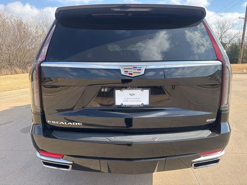 Certified 2024 Cadillac Escalade ESV Premium Luxury w/ Performance Package image 4