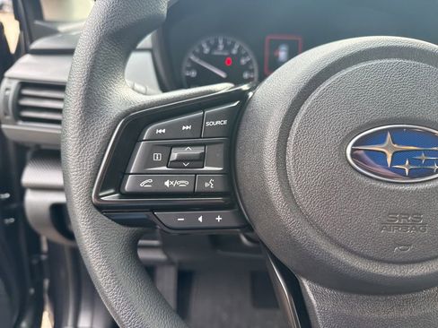 Used 2025 Subaru Crosstrek 2.0i Premium AWD/4WD image 13