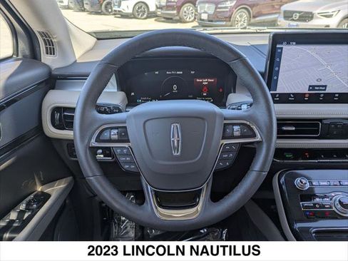 Certified 2023 Lincoln Nautilus FWD w/ Premium Package image 13