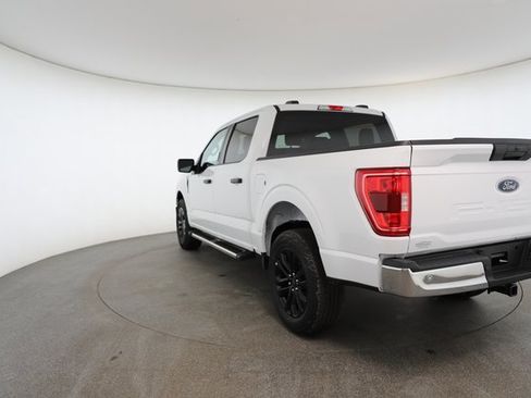 Used 2022 Ford F150 XLT w/ Equipment Group 301A Mid image 11