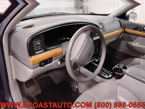 Used 1999 Lincoln Continental image 11