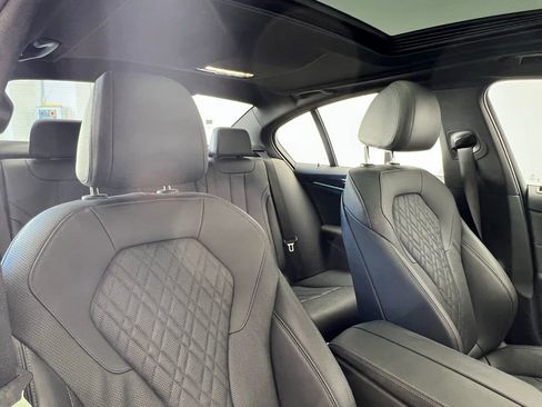 Used 2021 BMW 530i xDrive w/ Premium Package image 7