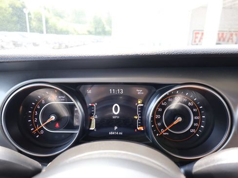 Used 2021 Jeep Gladiator Sport AWD/4WD image 18
