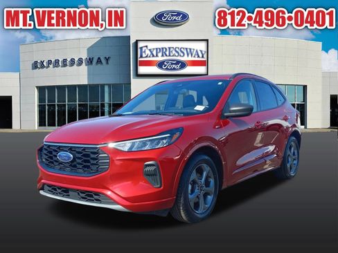 Used 2024 Ford Escape ST-Line w/ Cold Weather Package image 2