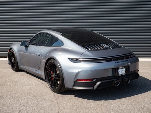 Certified 2026 Porsche 911 Carrera GTS RWD image 3