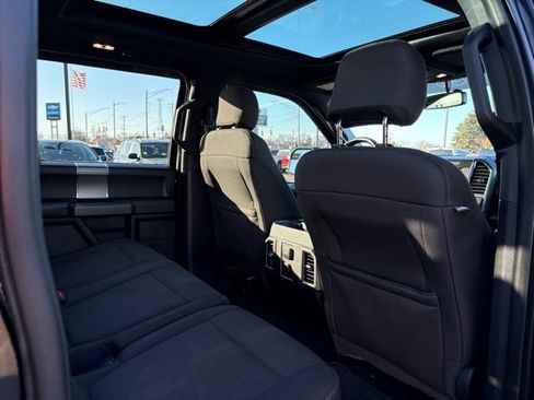 Used 2016 Ford F150 XLT w/ Equipment Group 302A Luxury image 17