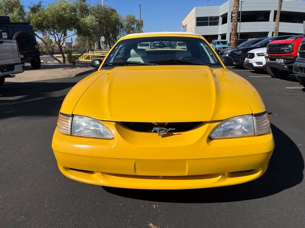 Used 1994 Ford Mustang GT RWD image 8