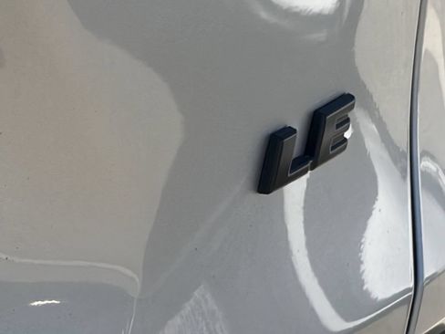 Used 2024 Toyota RAV4 LE FWD image 6