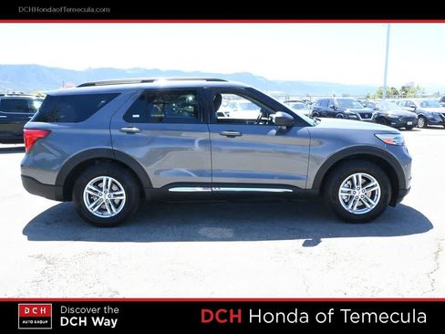 Used 2022 Ford Explorer XLT RWD image 5