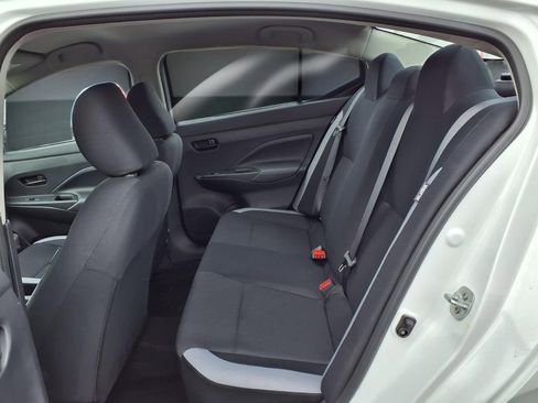 Used 2025 Nissan Versa S w/ Trunk Package image 22