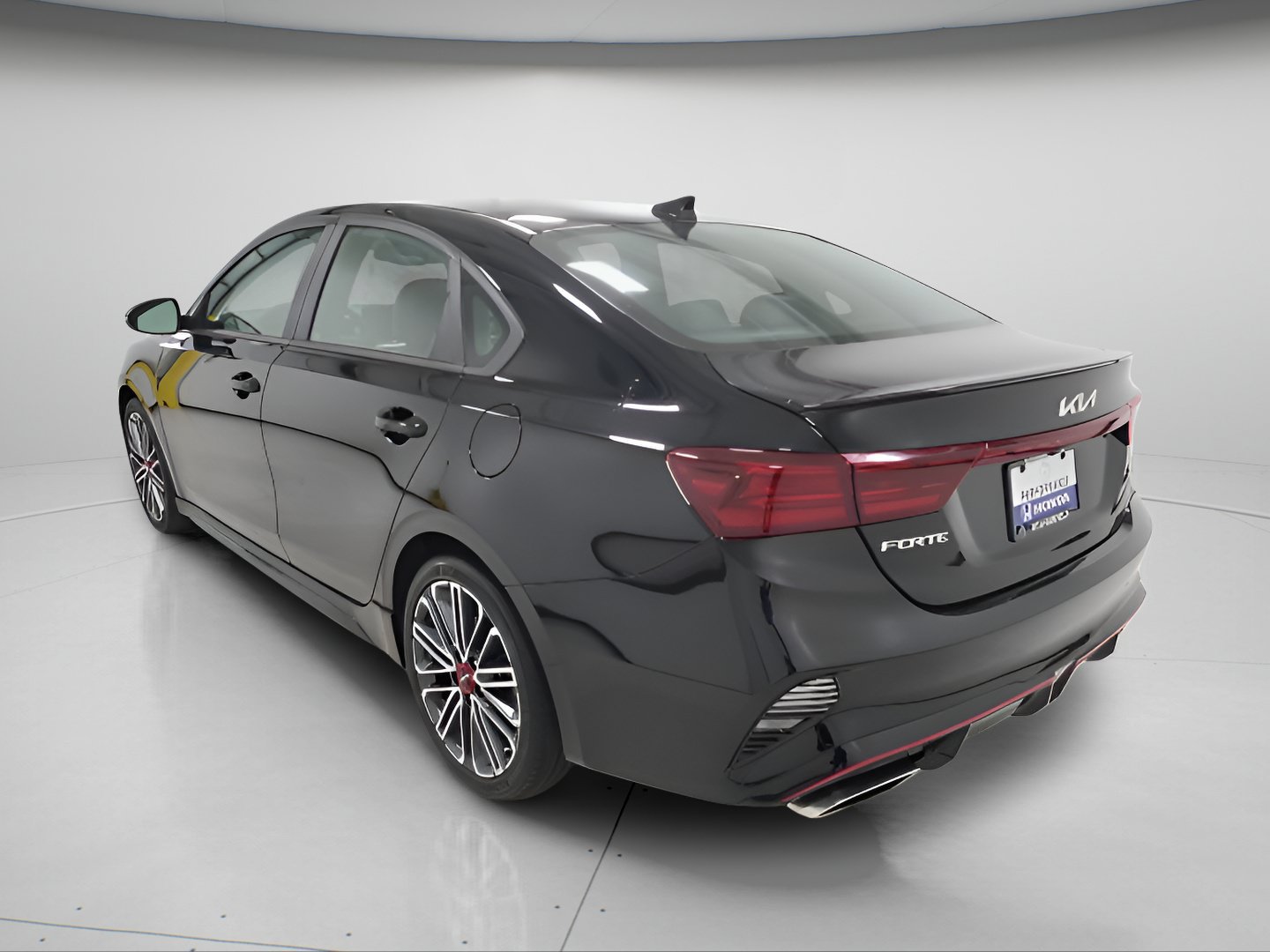 Used 2024 Kia Forte GT FWD image 5