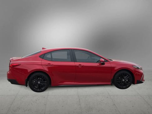 Used 2026 Toyota Camry SE w/ Convenience Package FWD image 9