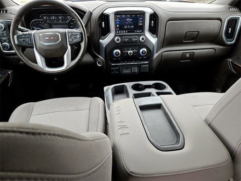 Used 2020 GMC Sierra 1500 SLE w/ SLE Value Package image 12