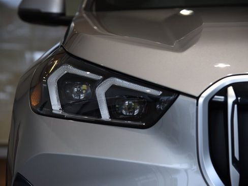 Certified 2024 BMW X1 xDrive28i w/ Convenience Package image 6