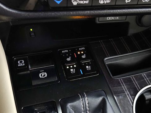 Used 2022 Lexus RX 350 AWD w/ Luxury Package image 33