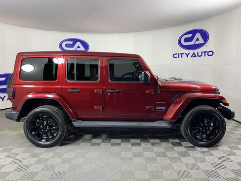 Used 2021 Jeep Wrangler Unlimited Sahara image 2