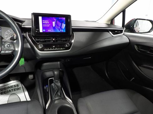 Used 2024 Toyota Corolla LE image 11