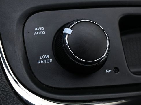 Used 2018 Dodge Durango R/T w/ Trailer Tow Group IV AWD/4WD image 35