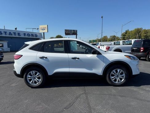 Used 2022 Ford Escape S image 9