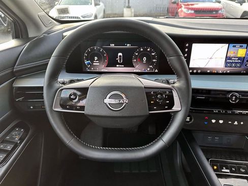 Certified 2025 Nissan Murano SL image 15