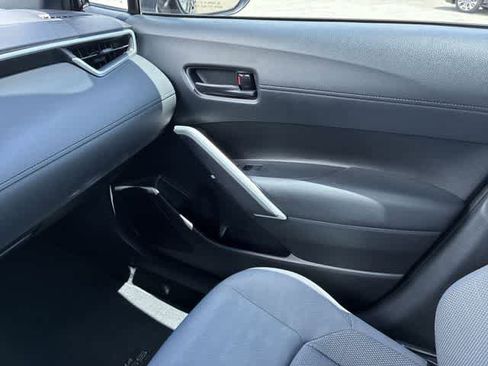 Used 2024 Toyota Corolla Cross AWD Hybrid image 31