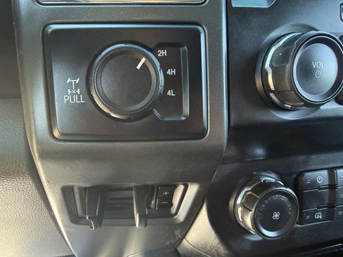 Used 2021 Ford F250 XLT w/ XLT Value Package AWD/4WD image 18