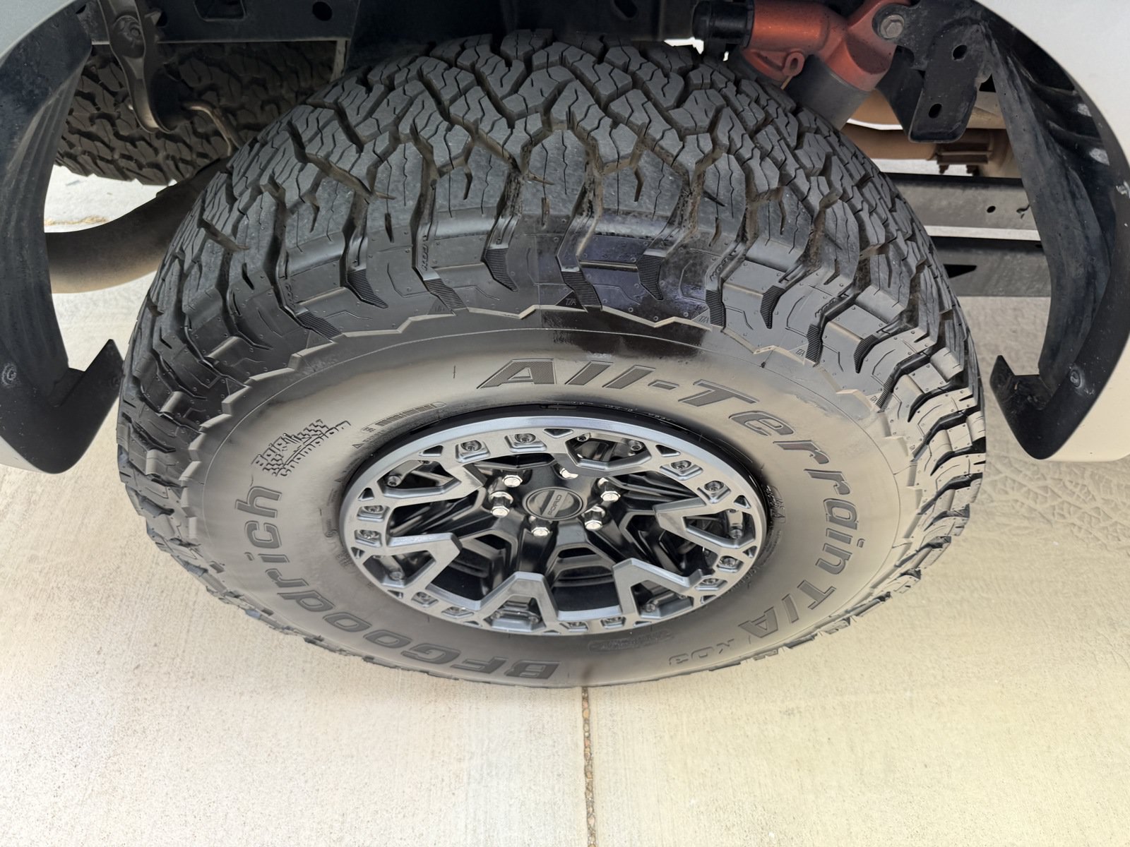 Used 2022 Ford F150 Raptor w/ Equipment Group 801A High AWD/4WD image 15