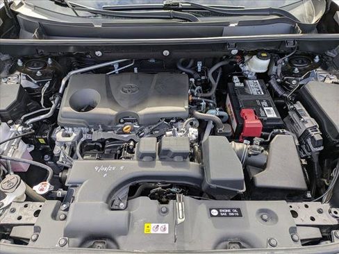 Used 2024 Toyota RAV4 Adventure image 21