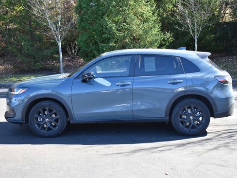 Certified 2025 Honda HR-V Sport image 28