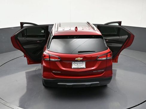 Certified 2023 Chevrolet Equinox Premier AWD/4WD image 36